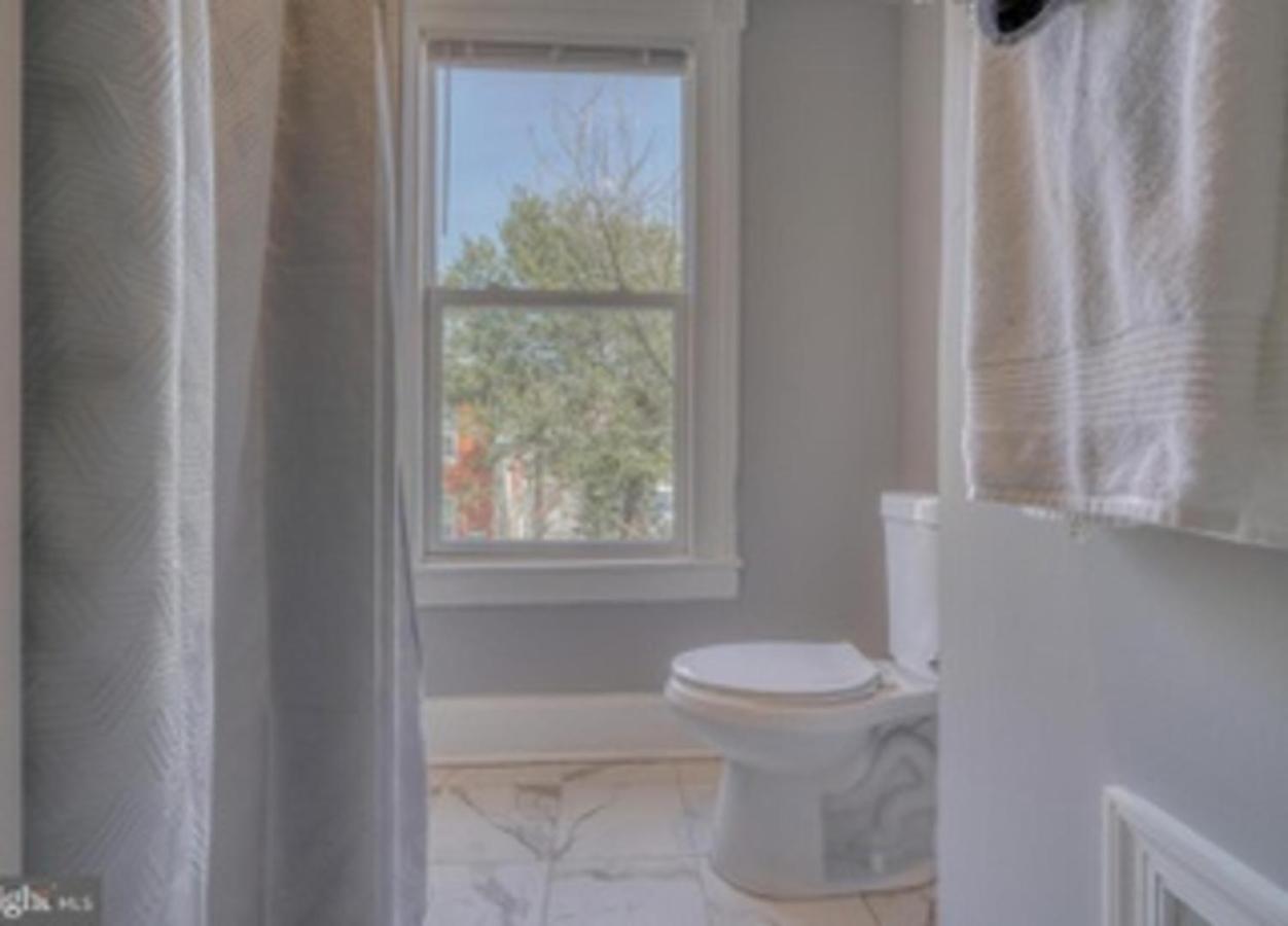 Budget Bed Room Near Downtown Inner Harbor W Free Parking Baltimore Exteriér fotografie